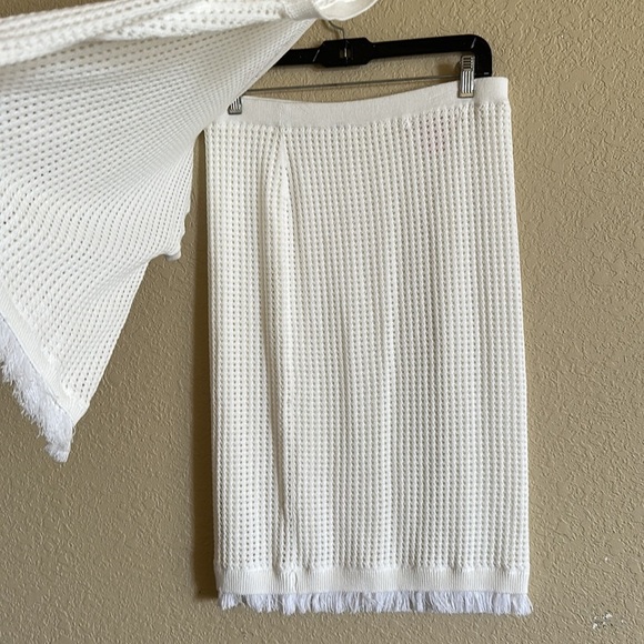 catherine malandrino cream skirt and top set medium 🤍 - Picture 2 of 3